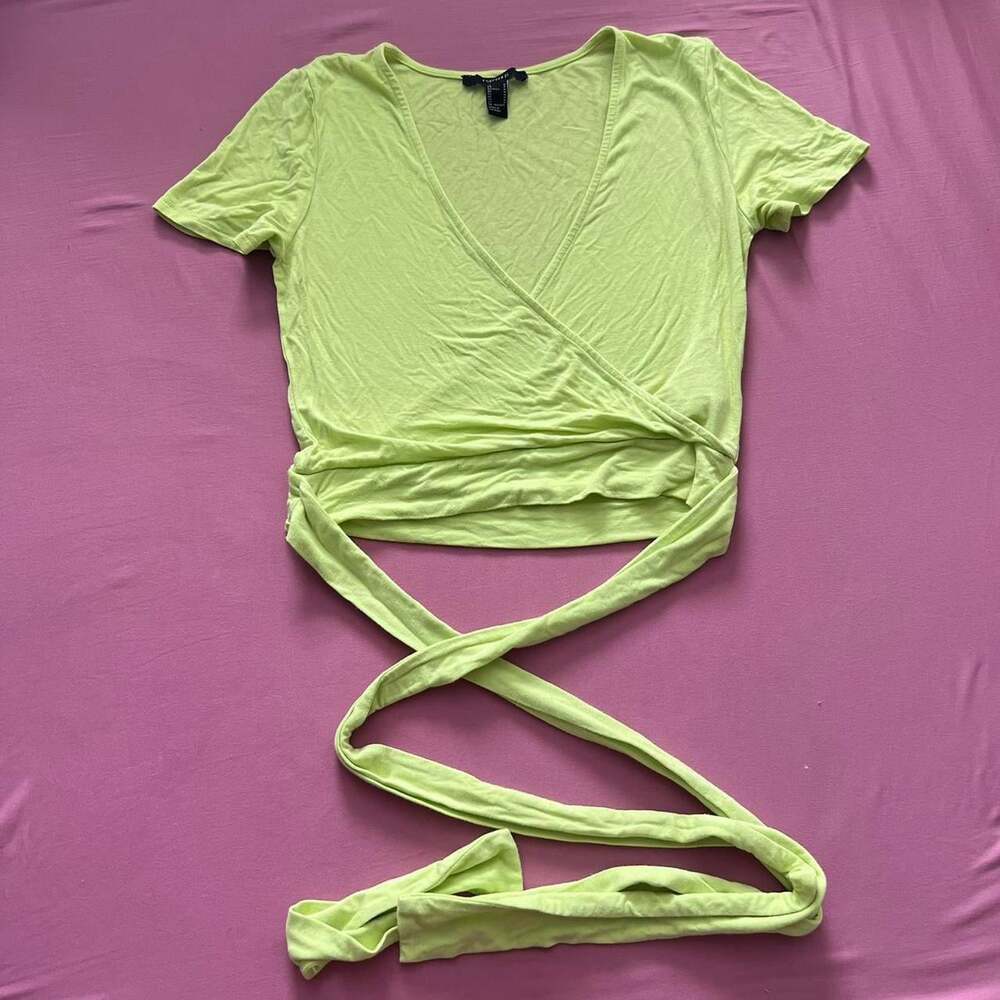 Forever 21 Women's Green and Yellow Crop-top